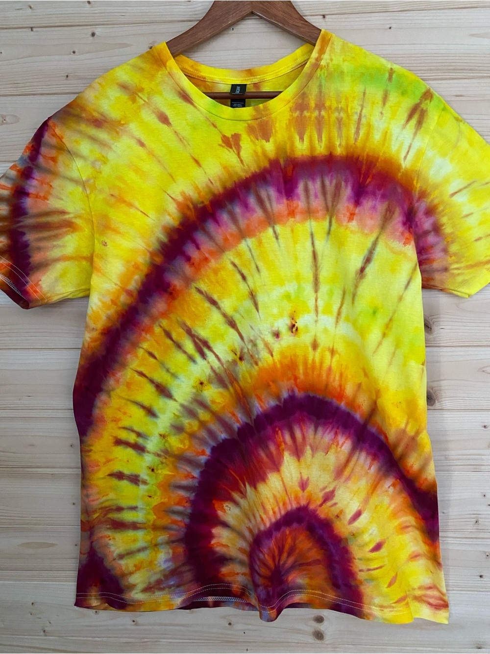 GILDAN SoftStyle Large Ice Tie Dye T-Shirt Sunrise Yellow Orange Purple Festival